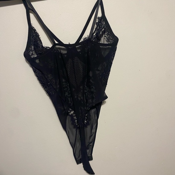 Black Lingerie - Picture 3 of 3